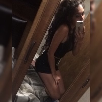 ✌️ 1/4