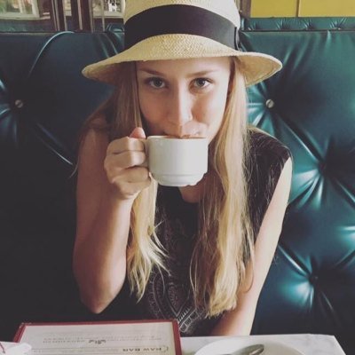 Follower of Jesus - Wife to @austinrholcomb - Momma to Davy - @utaustin grad - Barista and Cafe Manager at Monomyth Coffee