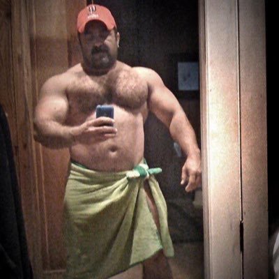 CentrOsosCDMX's profile picture. Únicamente OSOS DE LA CD DE MÉXICO y EDO MEX, organizamos , fiestas , orgias, raves y encuentros en saunas de La CD De México, si no eres oso Olvidalo