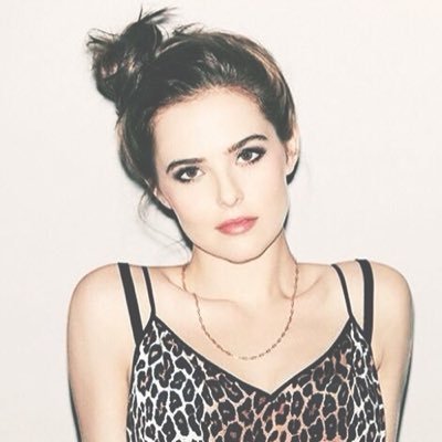 HarleyHPL's profile picture. - ❝ι coυldn'т ѕтand тнe perѕon ιnѕιde мe, ι тυrned all тнe мιrrorѕ aroυnd❞ -; #eυpнorιc • palмs landιng -