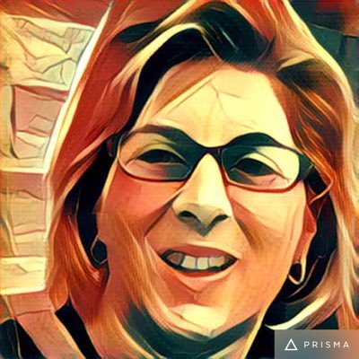 paullenna's profile picture. Social Media begeisterte Skifahrerin die nebenbei auch Krimis und Psychothriller genießen kann...