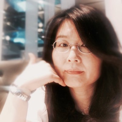 _eunmikim's profile picture. 작가. 독서치료상담사. 코치. 마음성장학교 대표. [생존독서]저자. 한겨레 교육문화센터 [나를 찾아가는 마음성장학교] 강의. 마음을 나누고 성장시키는 교육.강연.코칭 https://t.co/qNOOp1UFBF