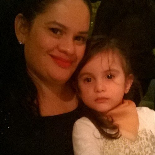 yanisuar's profile picture. Madre de dos bellezas que derrochan simpatía