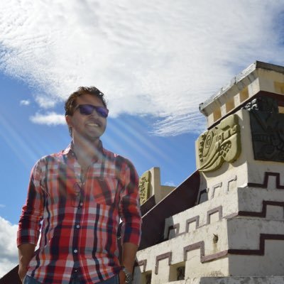 AdryanBenavides's profile picture. DirCom.

#EnergíaLimpia para la Vida!

Estudiante en @uasbecuador.