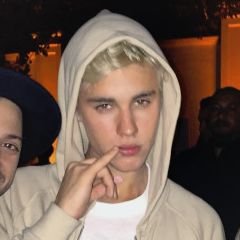 ff from @justinpolaco follow back there 'cause she is giving to u a free follow! :) thanks