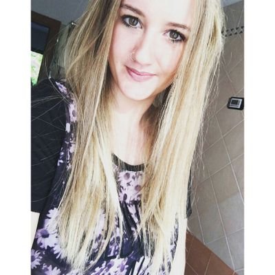 Alessia | 16 | Belluno, Veneto, Italy | Snapchat: Alessia_fant | Instagram: Alessia_fant |