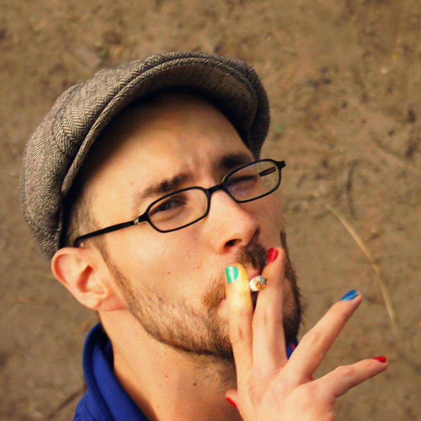 mrtaxxxi's profile picture. HULDIGT DEM ALLMÄCHTIGEN LASER!