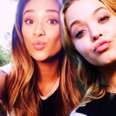 PLL||Emison is endgame||Shay, Sasha, Troian, Lucy, Ashley, and Janel are queens||