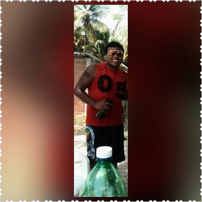 andrespirela_1's profile picture. Jodedor, rumbero, amoroso, amigable, amante dl futbol y fanatico dl Real Madrid a 1000 anti barca al 3000% jeje.!! Y pss siguee y t sigoo :D :D ;)