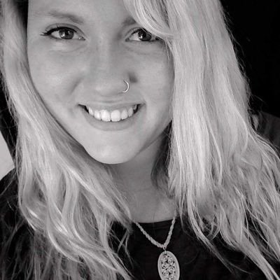 gabriellehier's profile picture. 🦖