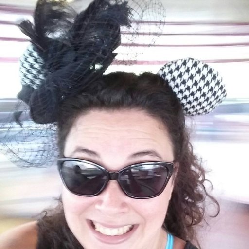 KaraBear323's profile picture. I'm making my way through the world with love.