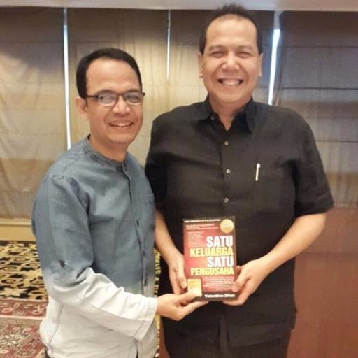Penulis buku JANGAN MAU SEUMUR HIDUP JADI ORANG GAJIAN, Founder BUMM (Badan Usaha Milik Masjid) https://t.co/p402HhxZHd 0811 1813 123 https://t.co/TyPOJuyp1v