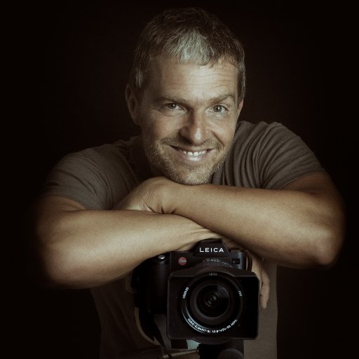 The Official Twitter Page of Photographer & Director Manfred Baumann https://t.co/SVbJ0ZCogc https://t.co/5LrtF9Bl8i
