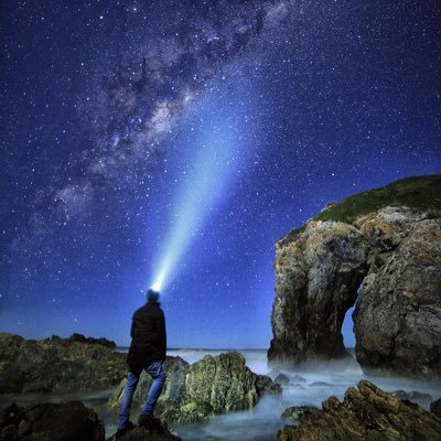 Glenn is a photography lover in Canberra, Australia who can often be seen pointing his camera off into the distance. Oh and he loves whisky too.