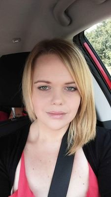 sarahlouisesey's profile picture. 