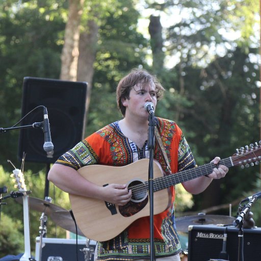 RevezSurge's profile picture. alternate account so my followers don't get annoyed about me tweeting Dave Matthews Band related tweets