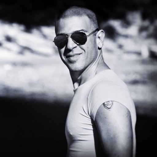 topraksergen's profile picture. ''HERŞEY'' ŞAHANEKULADE OLSUN ;)