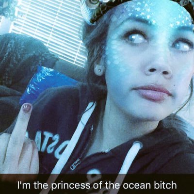 pinapples898's profile picture. go follow my main @pooohbeaaarr