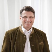Winfried Bausback (@wbausback) Twitter profile photo