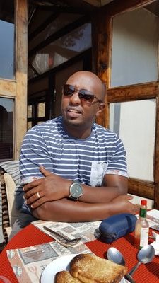 robertgits's profile picture. 