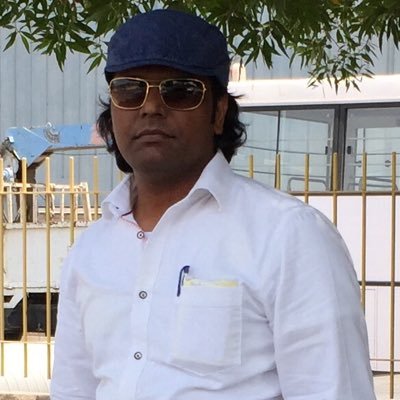 Meri Fethrat May Nahi Apna gam Bayaan karna !!!Agar tere Wajood ka hissa hoon tho Mehsoos Kar taklif meri..... M- +966557176393