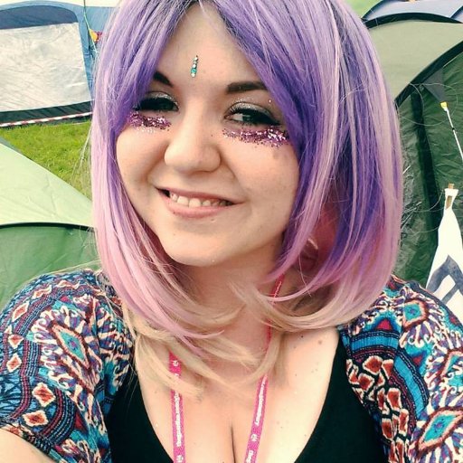 LolMaryC's profile picture. 