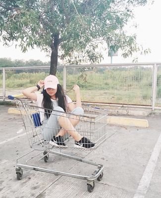 maaajalonte's profile picture. Boyish.