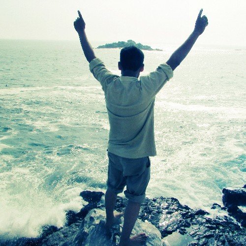 OscarHuayun's profile picture. Nació un día soleado en los Olivos y creció en un desierto de ventanilla