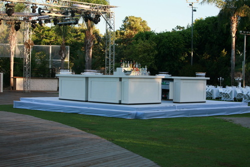 upsidebar's profile picture. חברה מבוססת המספקת שירותי בר מקצועיים מאז 1998
סלולרי: 054-4303737 
054-4403737