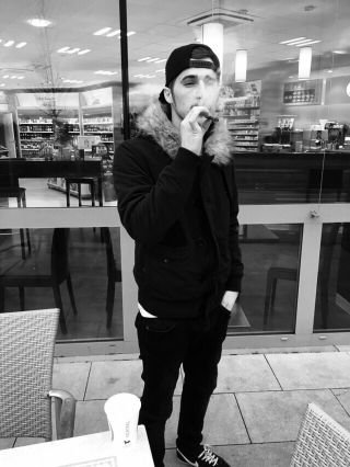 xaaki93's profile picture. 