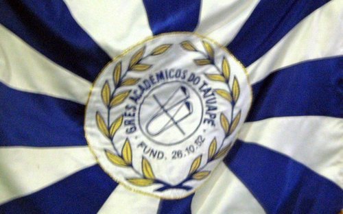 Grêmio Recreativo Escola de Samba Acadêmicos do Tatuapé, fundada em 26/10/1952.
Cores: Azul e Branco
