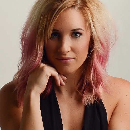 ShannaMagnuson's profile picture. Shanna star. davista photography. mom of 2 pups. bodybuilder and powerlifter