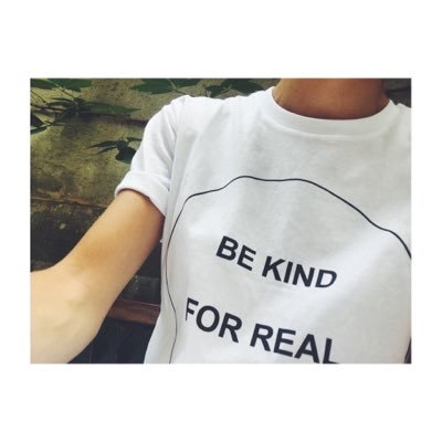 andreeavrabie's profile picture. Knowledge seeker, I tweet about ideas that might change us for the better. Host and producer of Pe Bune podcast.