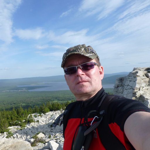 ArturNovozhilov's profile picture. Собаки, дороги, стихи, горы, море, красивые и умные женщины, жизнь вдали от суеты - это то что делает меня счастливым.