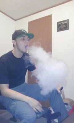 vaping_reviews1's profile picture. Currently starting review channel back up. Please help me out. 
Email: chrisbly17@yahoo.com
#vapeon https://t.co/adJ68I9IwI…