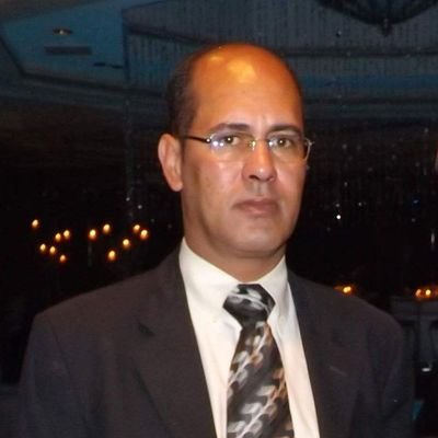 #عاشق_مصر..وسوف اظل اعشقها الي ان اموت وادفن فيها ...لانى منها.. مهما ابتعدت عنها اعود اليها قلمي رصاصة في قلوب الخونة ومشنقة تلتف على رقاب الناهبين للفقراء