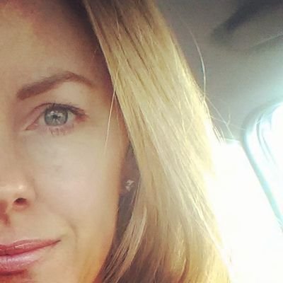 melissavial's profile picture.