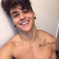 gustavo02260812's profile picture. 