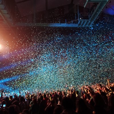 concrtfinatic17's profile picture. 