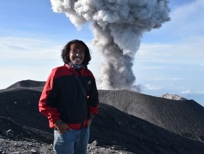 fshalahudin's profile picture. Ridho اَللّهُ Ridho orangtua, Murka اَللّهُ murka orangtua :) | guitar | pengen ngebahagiain orang tua dulu :)