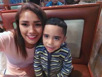 MirnaCPadilla1's profile picture. 