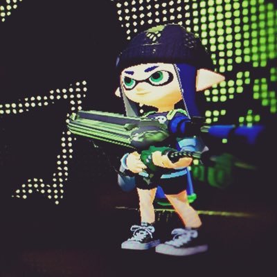 スプラトゥーンはまってる人！シューターでスシコラよく使ってます！リッカス・ワカメなどのチャージャーも練習中！ニコニコ、歌い手さんも最近はまってます！無言フォロー失礼します。日常のこともつぶやきます。サブ垢名そーだ。イカ勢はだいたいフォロバしてると思います♪