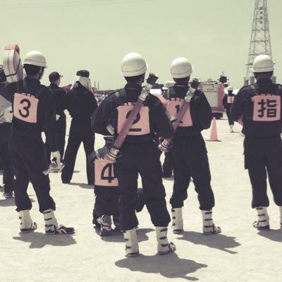 消防士、救命士、自衛隊、海保アカウント 和歌山県の女性消防団です。