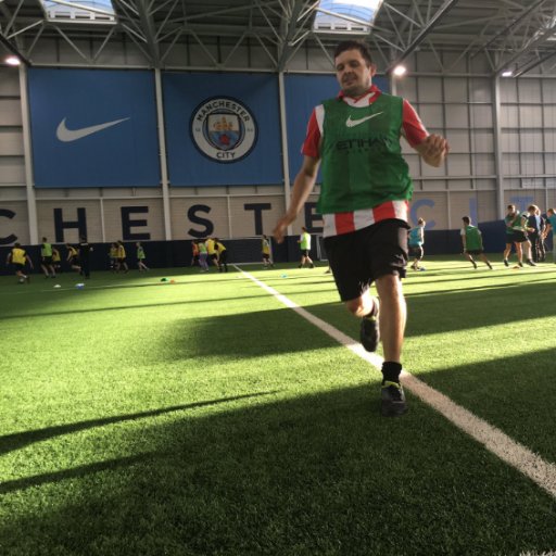 Partnership of a Computational Neuroscientist (@Mladen_Sormaz) and Mathematician (@D4N__) Football Lovers, Model Fitters (occasionally colab with @MarkCarey93)