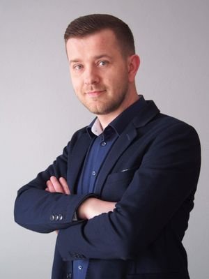 ArekPiwowarski's profile picture. 