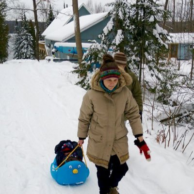 sarah_minnes's profile picture. 