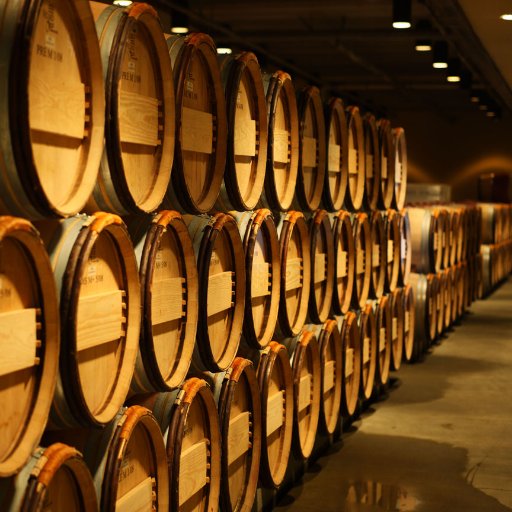 We publish news & manage a directory online about Missouri wineries, breweries and distilleries - Missouri Beverage News & Directory.