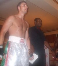 LukeSaulino's profile picture. Ex professional boxer 13-3-3! also versed in jujitsu and catch wrestling! But now retired to be a retail manager!