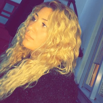 ZahraFlawless's profile picture. 