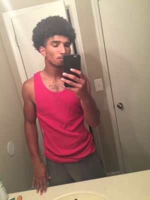 _elogankg's profile picture. Elø Bitxh , wh92p